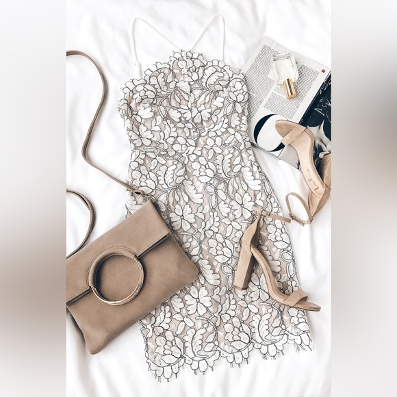 LuLu’s Delicate Darling Beige and Ivory Lace Bodycon Dress - Picture 4 of 8